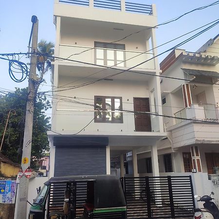 Alam Homestay Kochi Exterior photo