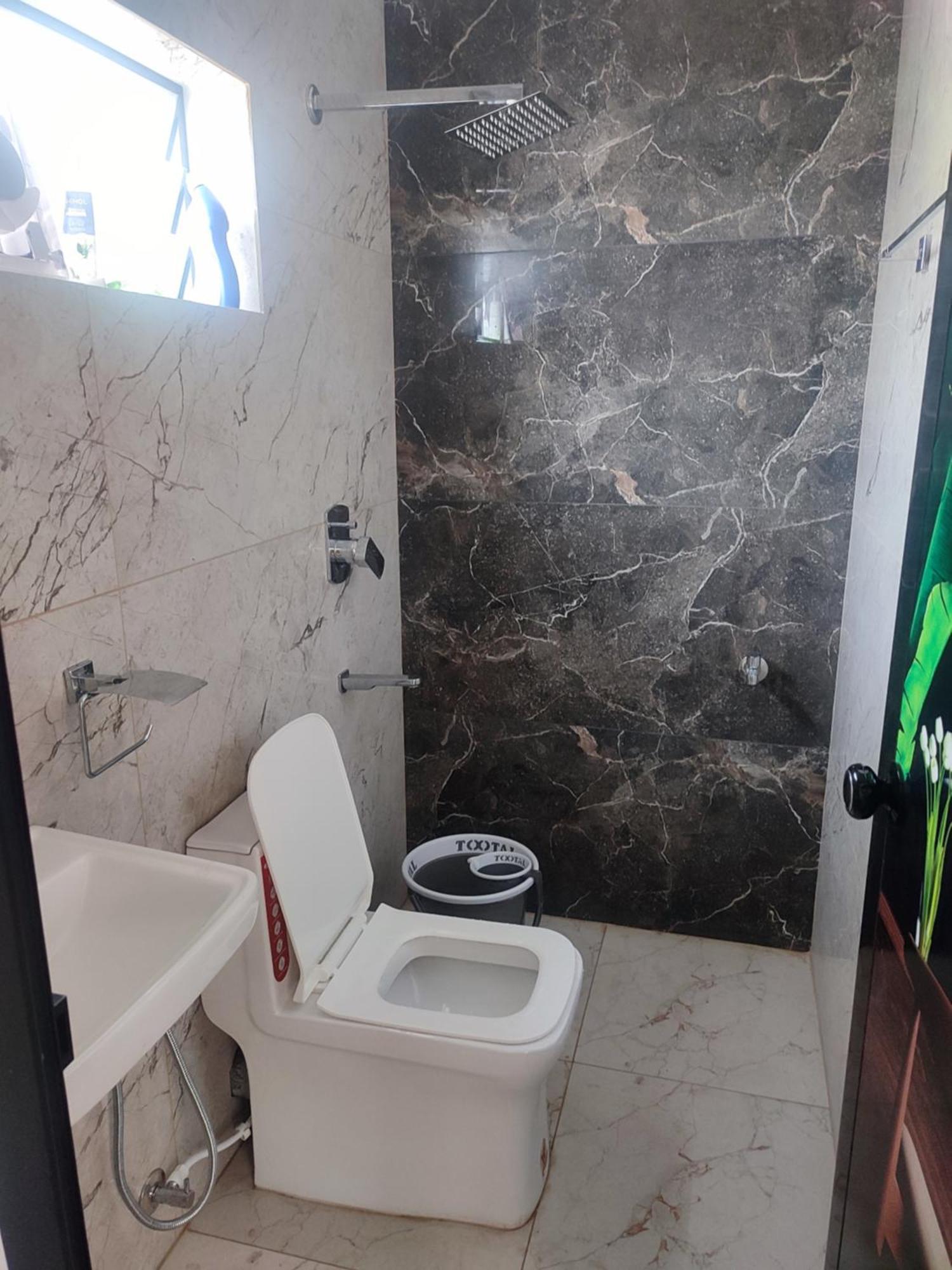 Alam Homestay Kochi Exterior photo