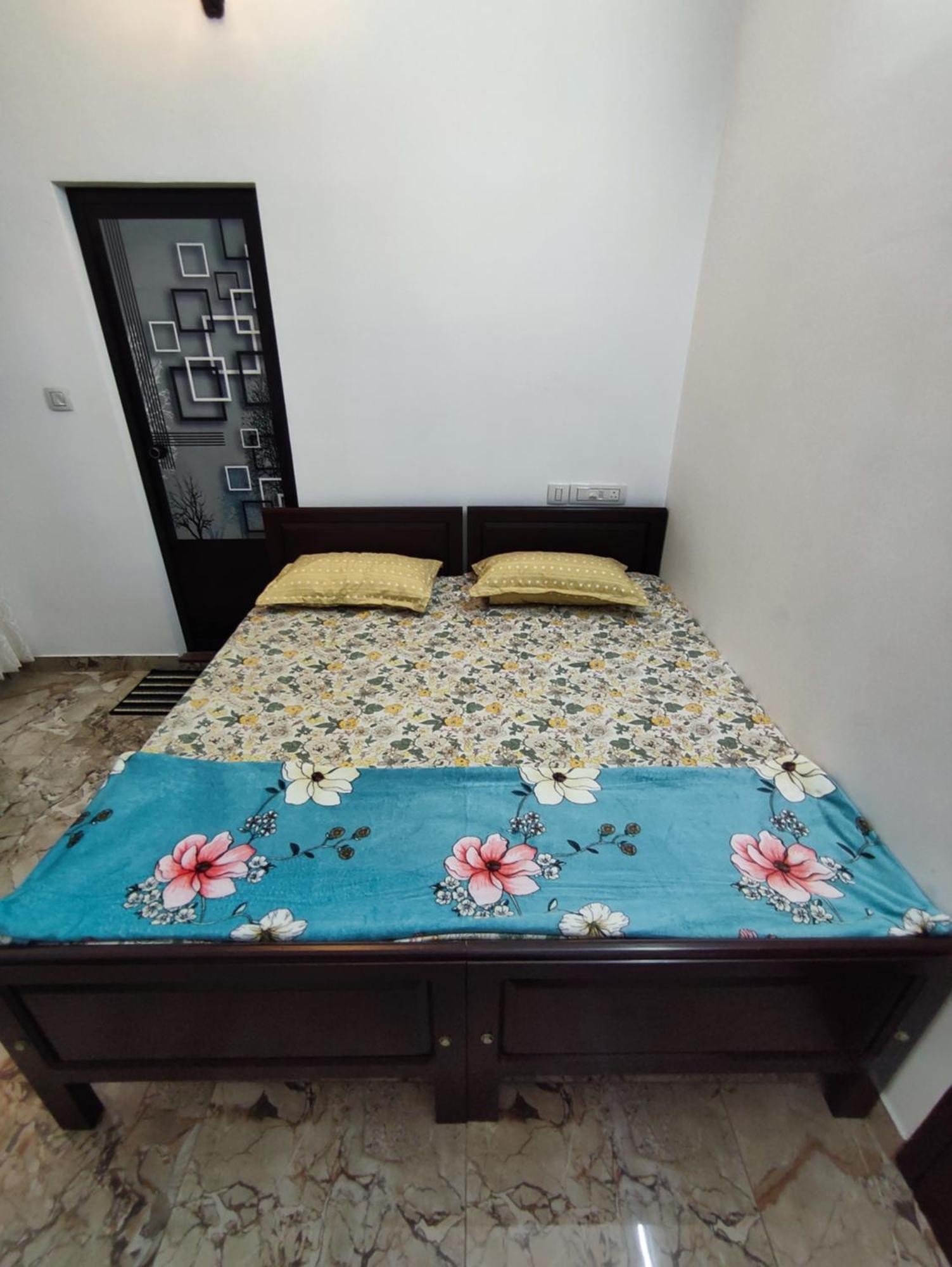 Alam Homestay Kochi Exterior photo